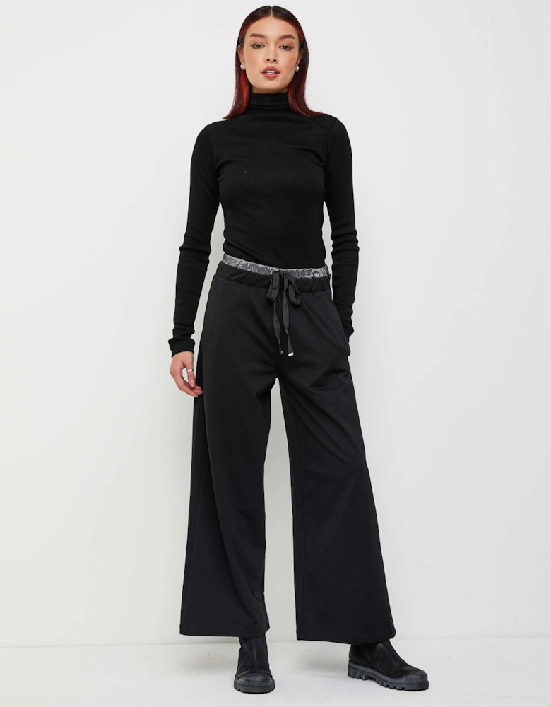 Wide-Leg Cotton Trousers