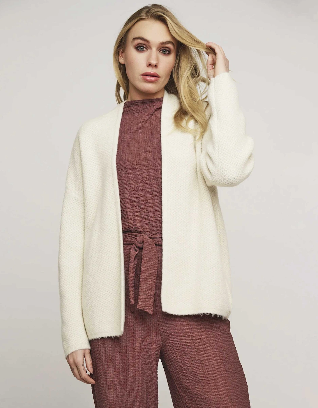 Juka Short Knitted Cardigan