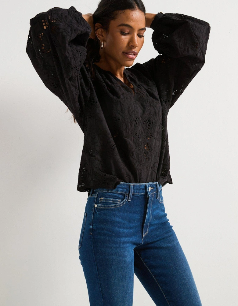 Relaxed Skinny Jeans - Dark Wash