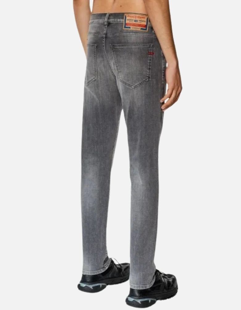 2019 D-Strukt Grey Wash Jeans