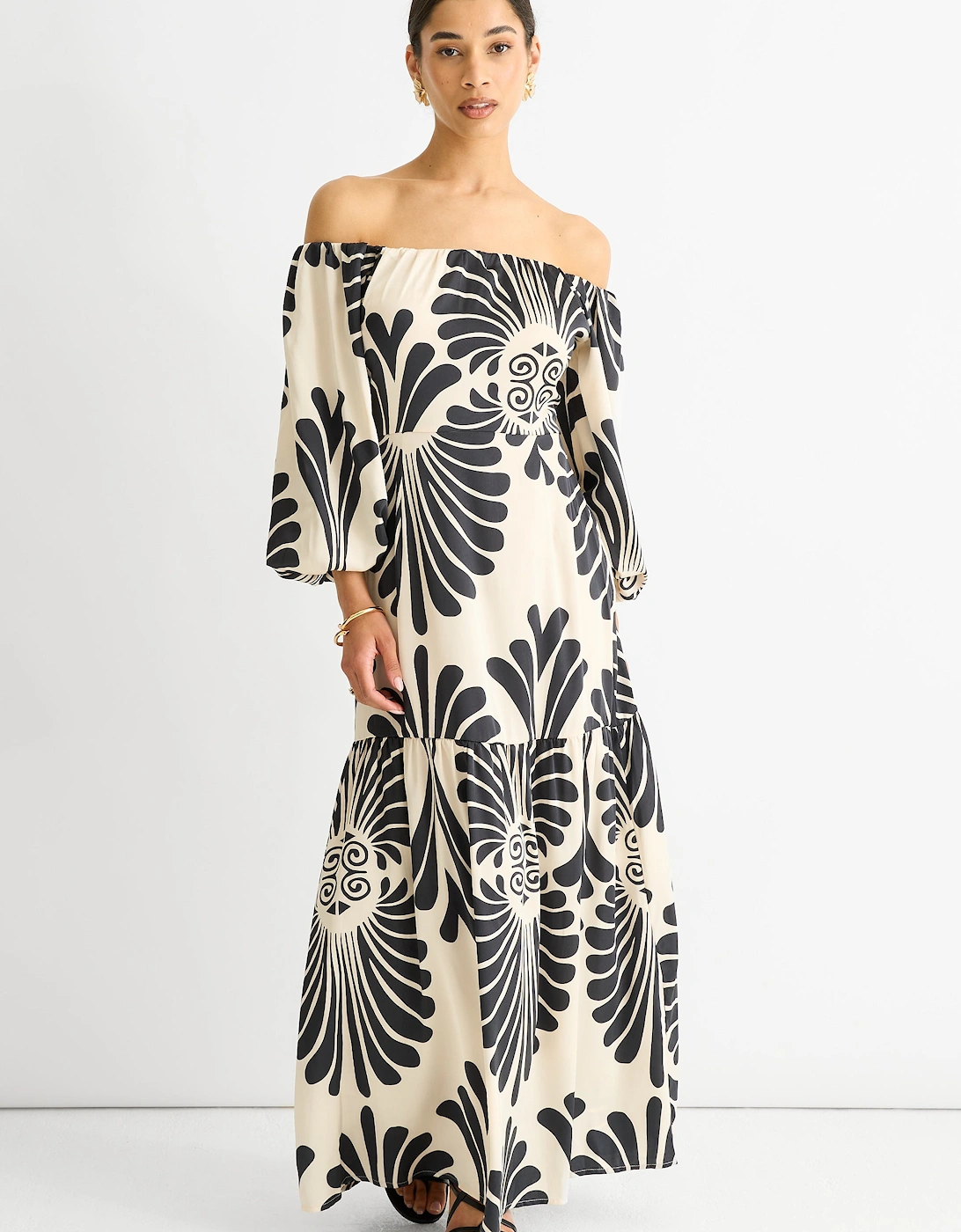 Gini London Gini London Women's Cream Bardot Mono Print Maxi Dress