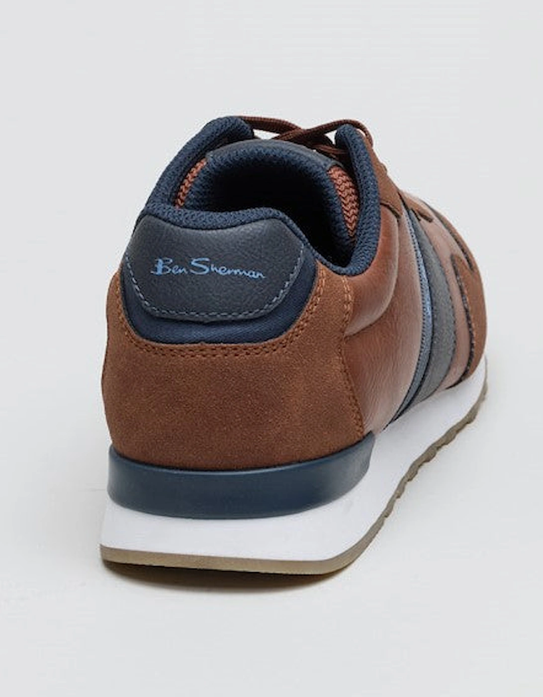 - BS19003 MENS OWEN RETRO RUN TRAINER TAN/NAVY