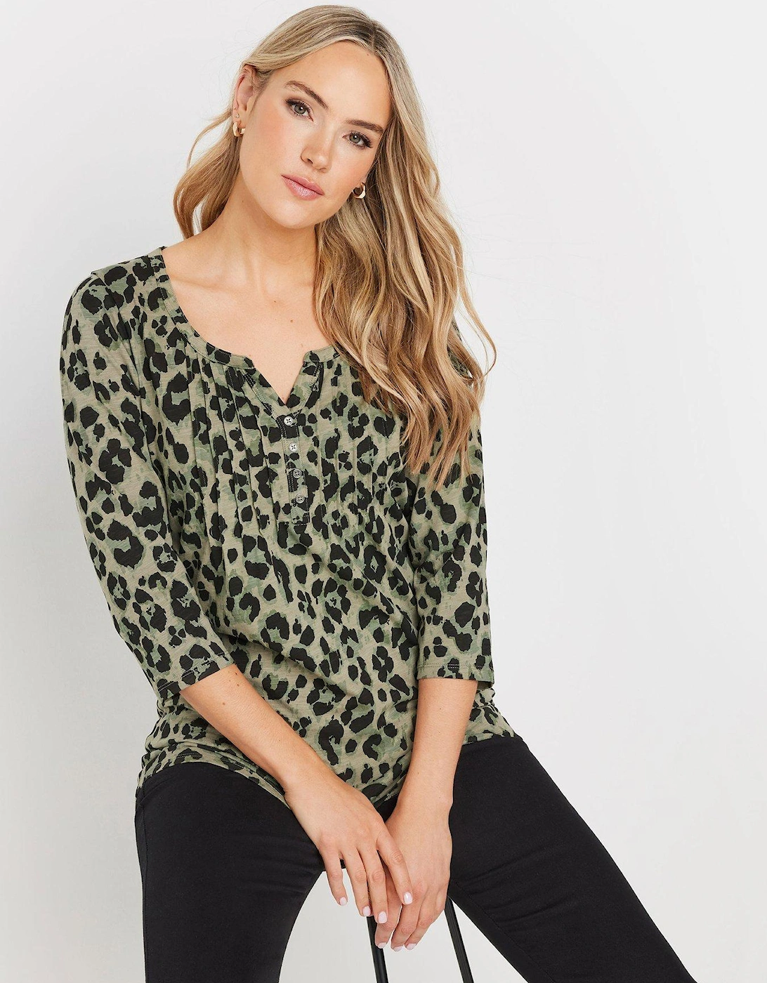 Animal Pintuck Henley - Green, 2 of 1