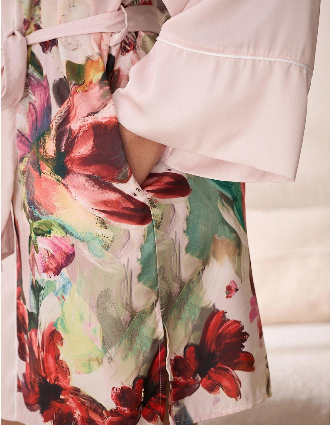 B By Baker Floral Robe