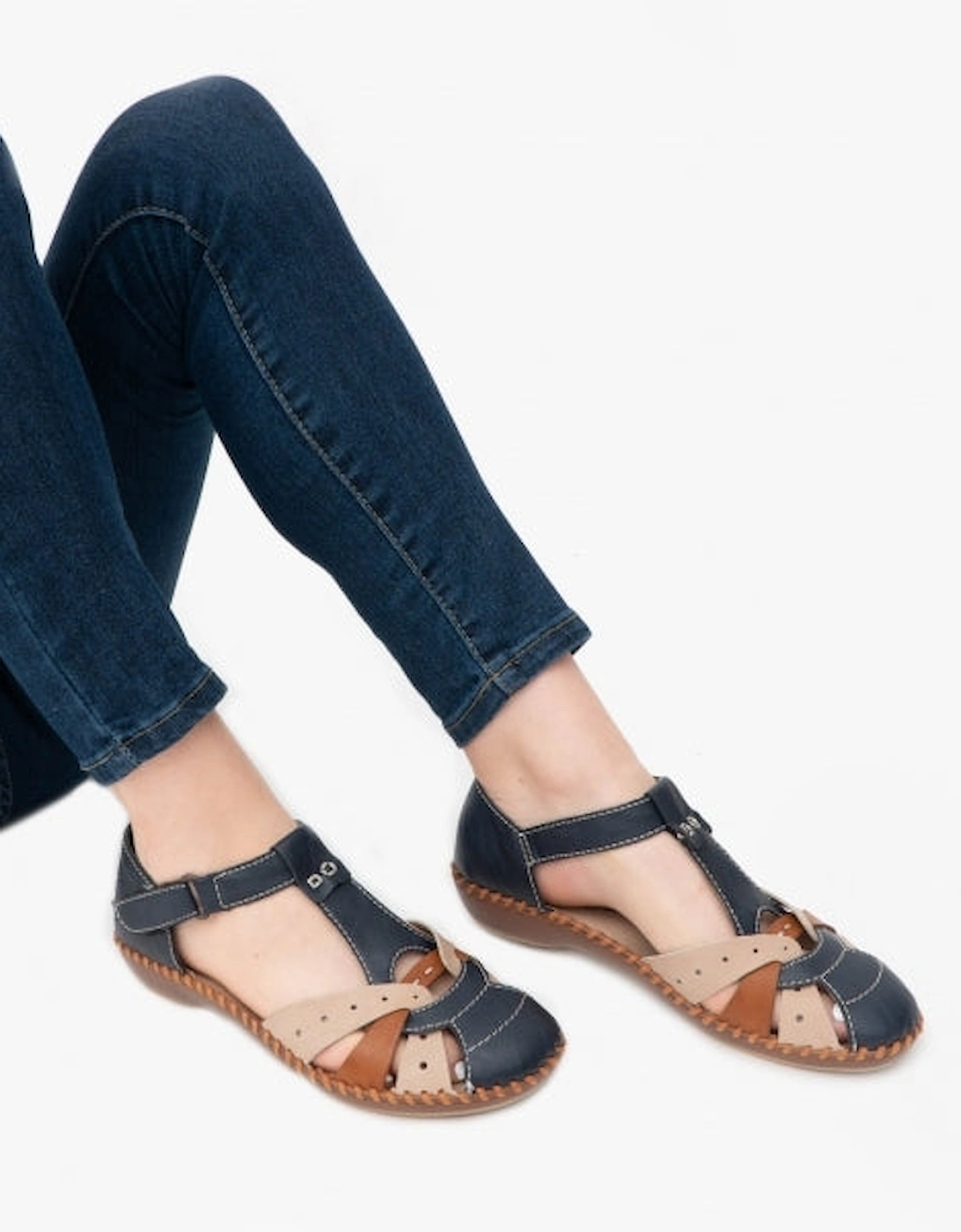 M1655-14 Womens Sandals Navy/Tan