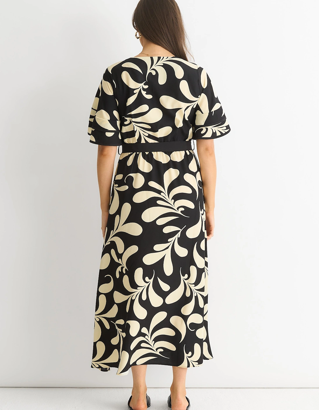 Floral V Neck Elasticated Waist Midi Dress