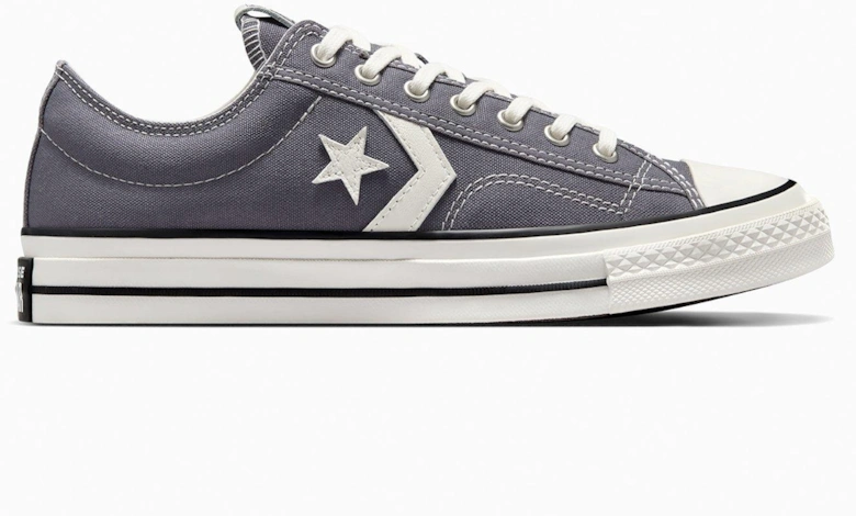 Men's Star Player 76 Canvas Trainers - Purple