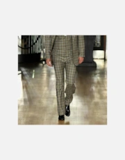Thumbnail 12 of 12