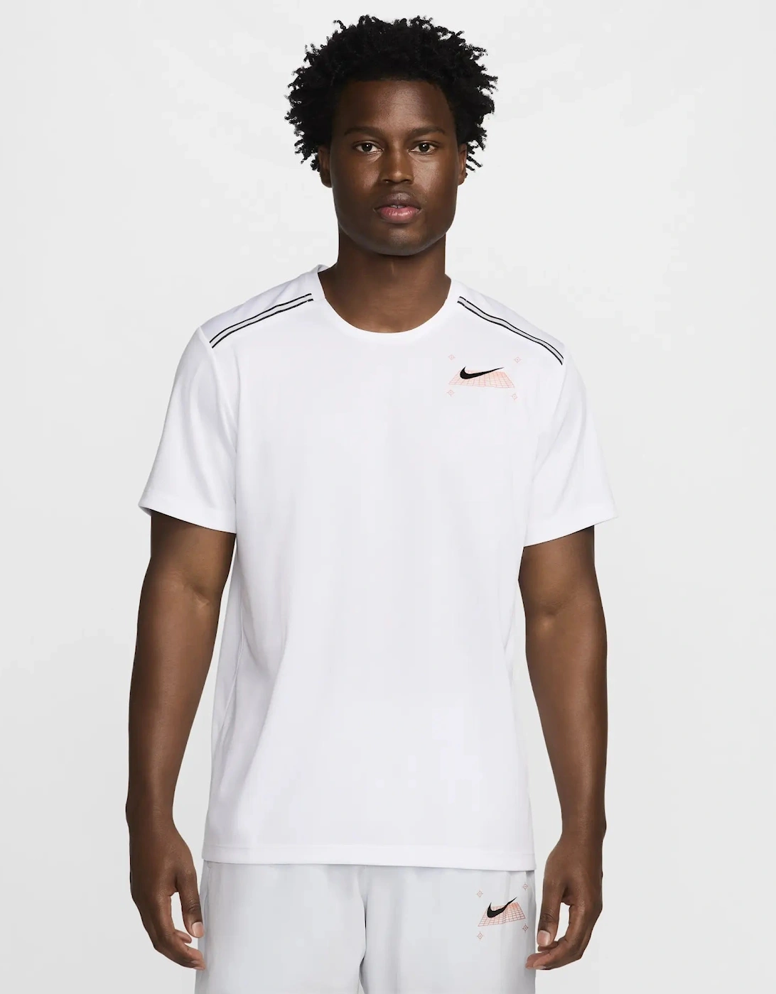 Men's Nike Miler Graphic Men's  T-Shirt - White - Size: 40