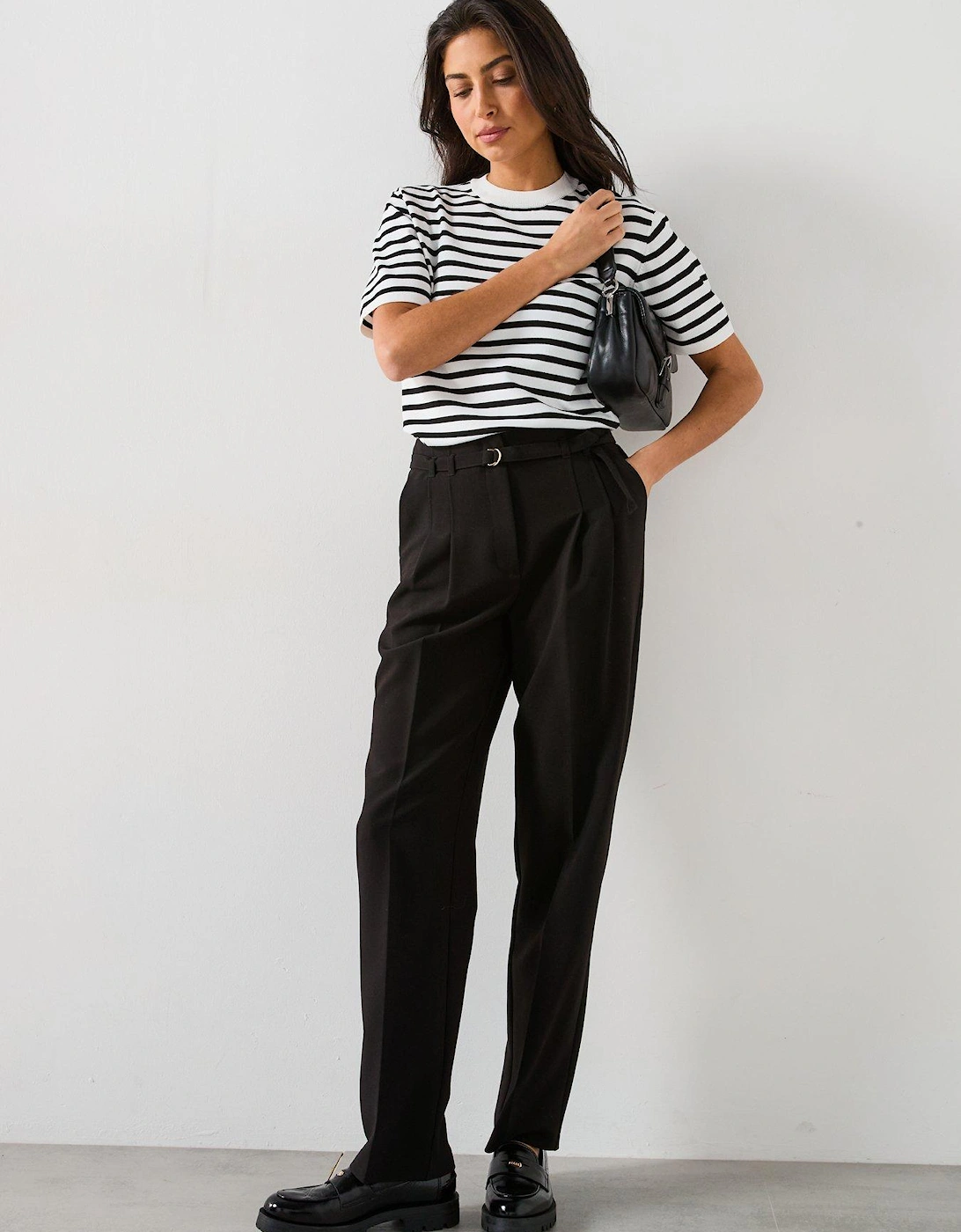 Crew Neck Short Knitted T Shirt - Mono