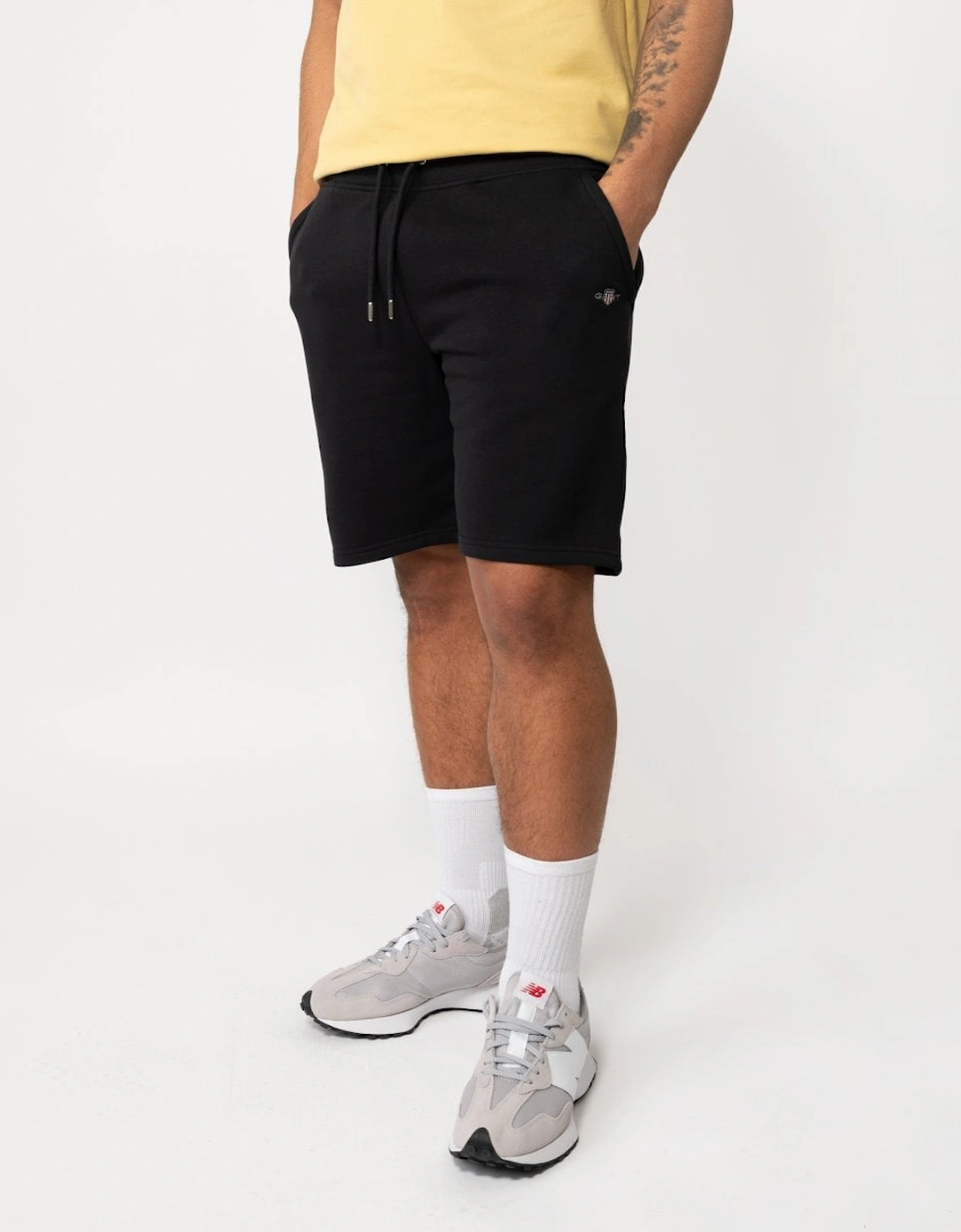 Gant Men's Black Regular Fit Shield Logo Sweat Shorts - 5  35/34/32 L