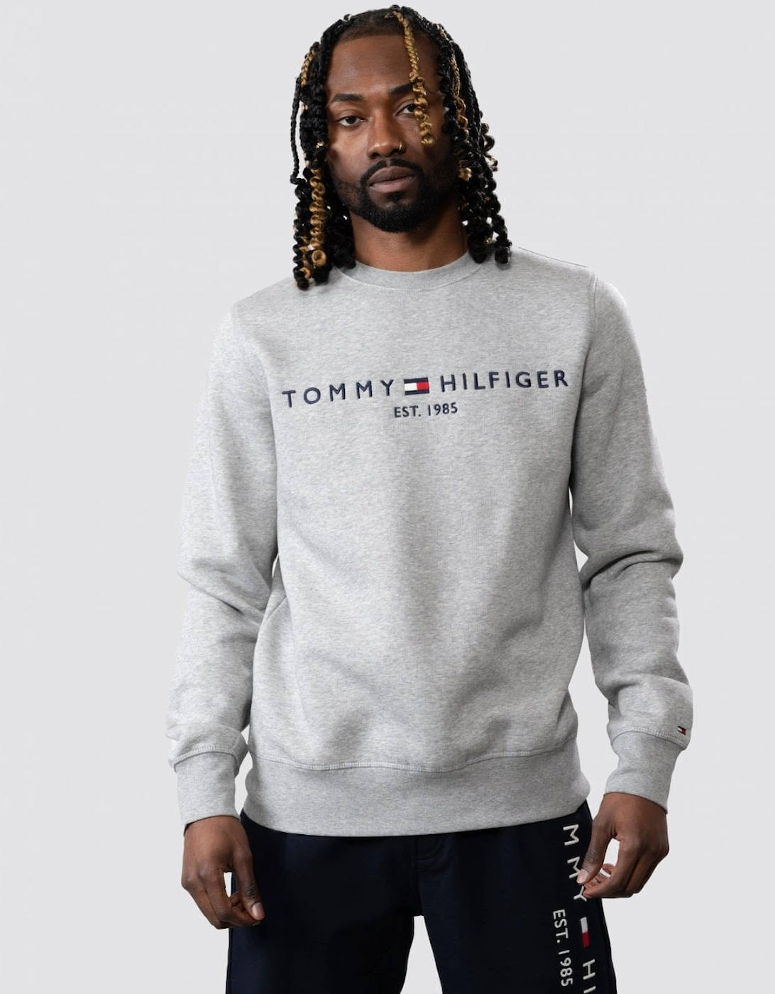 Tommy Hilfiger Men's Grey Tommy Logo Sweatshirt - : 38/Regular M