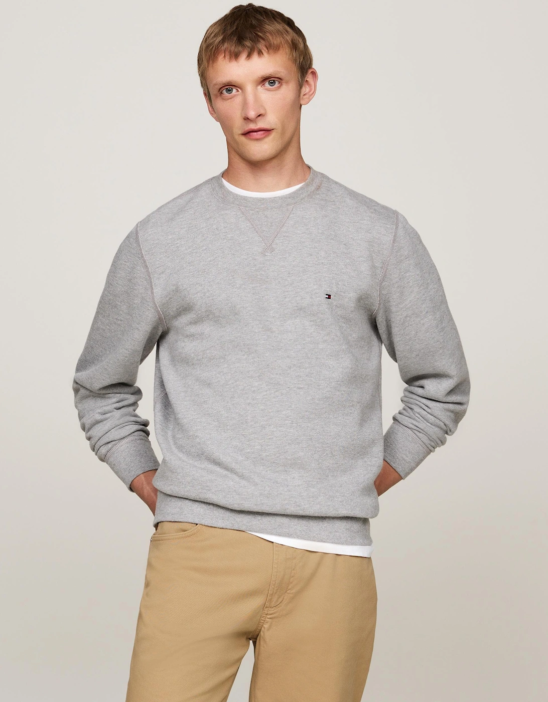Tommy Hilfiger Men's Grey Essential Fleece Sweatshirt - Medium Heather - Size 40