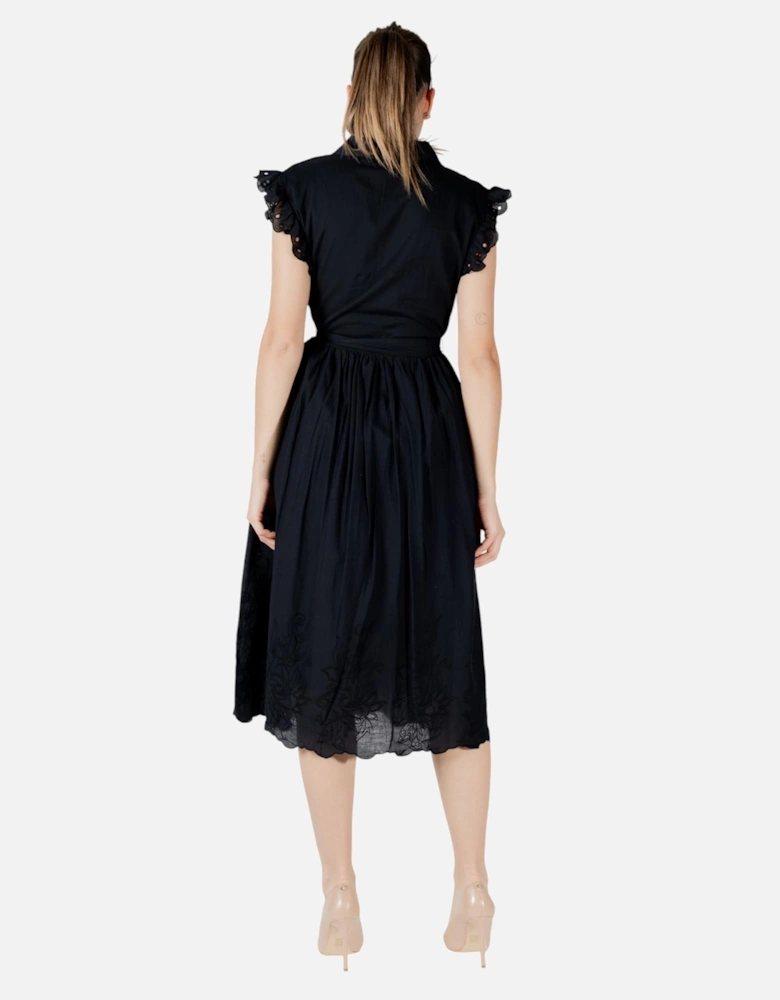 Sleeveless V-Neck Dress with Belt Women - Black Dresses