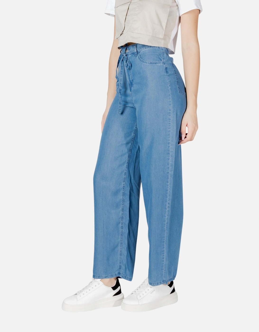 Zip and Button Front Back Pocket Jeans Women - Light Blue