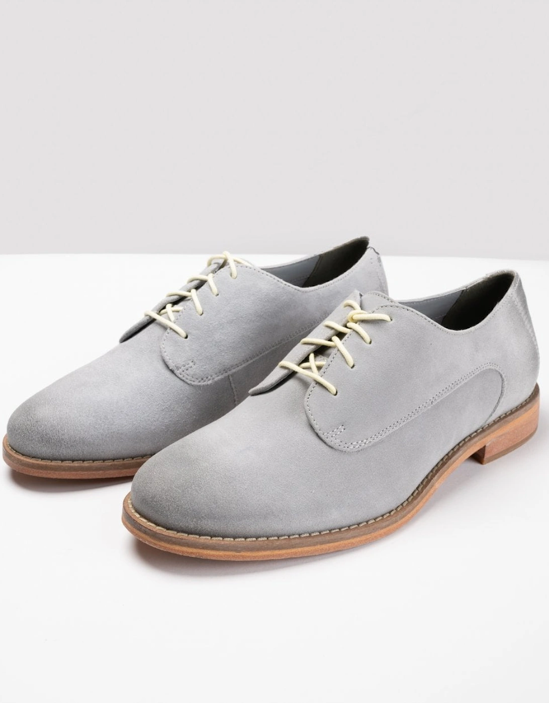 Sylvia Natural Grey Womens Shoes, 7 of 6