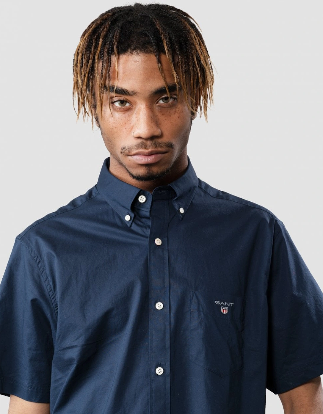 Regular Broadcloth Short Sleeve Button Down Mens Shirt