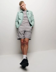 Thumbnail 4 of 4