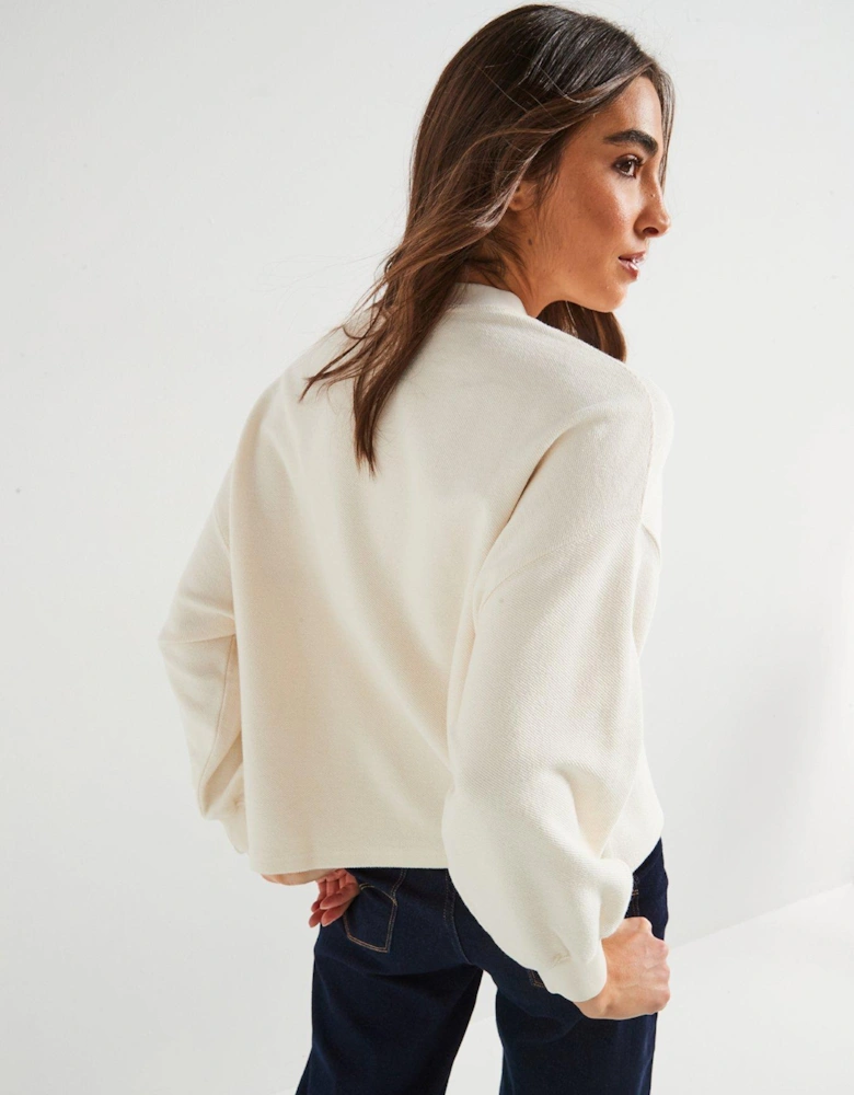 Graphic Leo Crewneck Sweatshirt - White