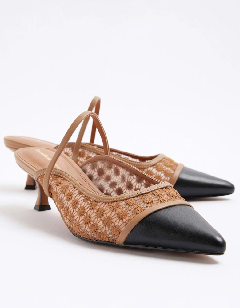 Ankle Strap Court Shoe - Brown