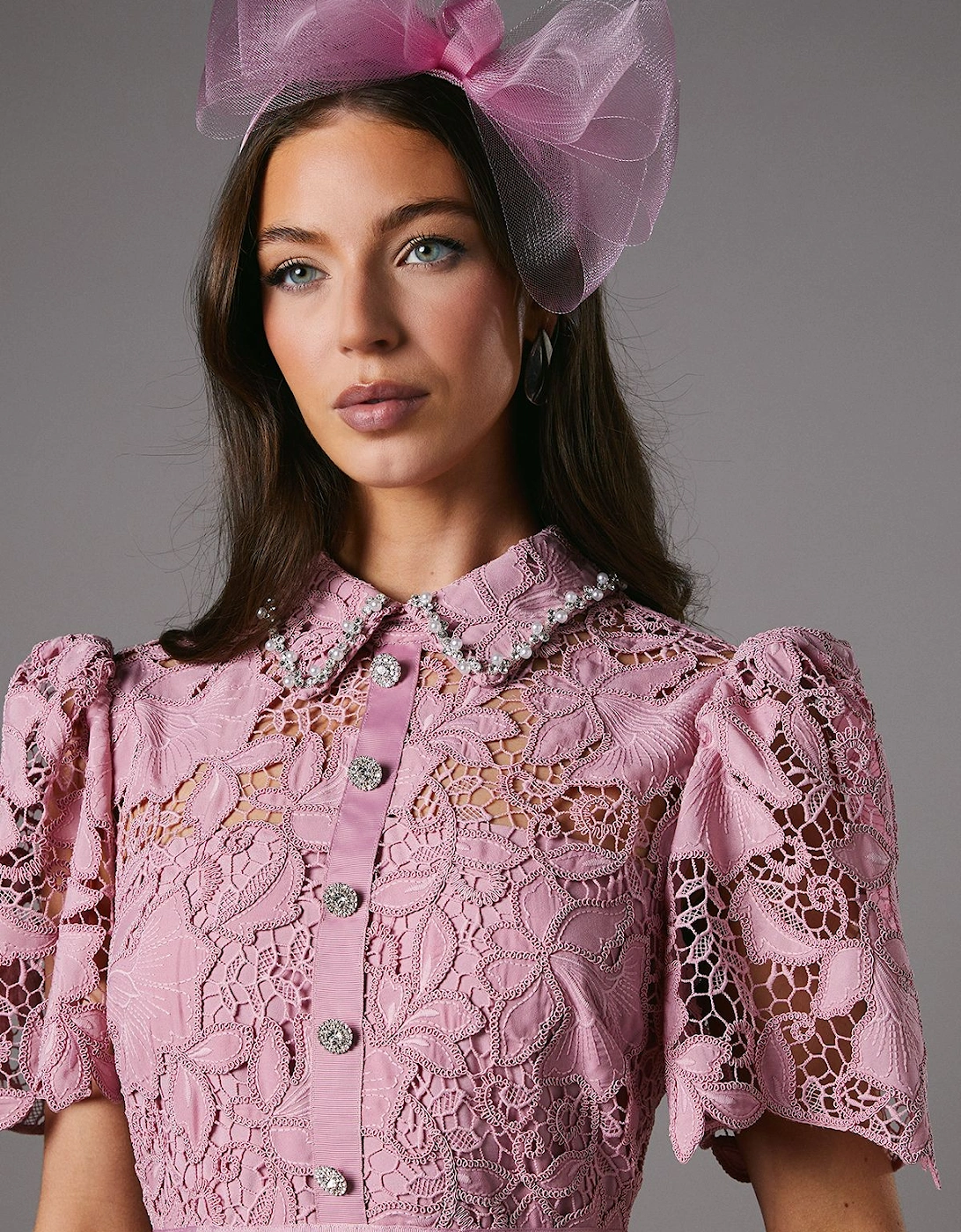 Lace Top Pleat Skirt Jewel Button Dress