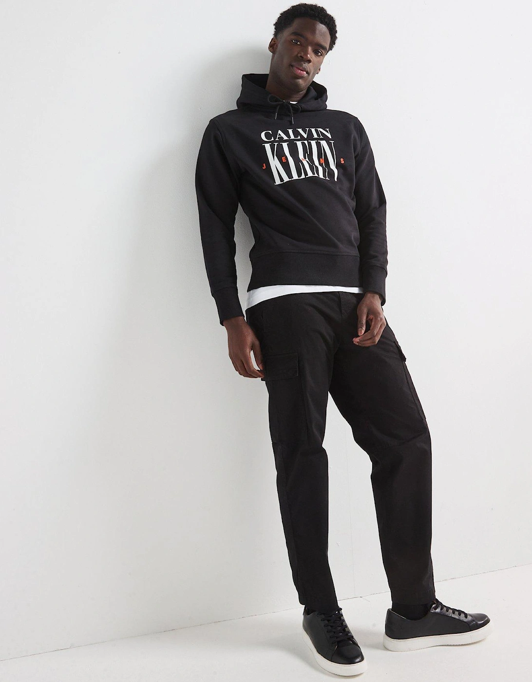 Serif Font Graphic Overhead Hoodie - Black