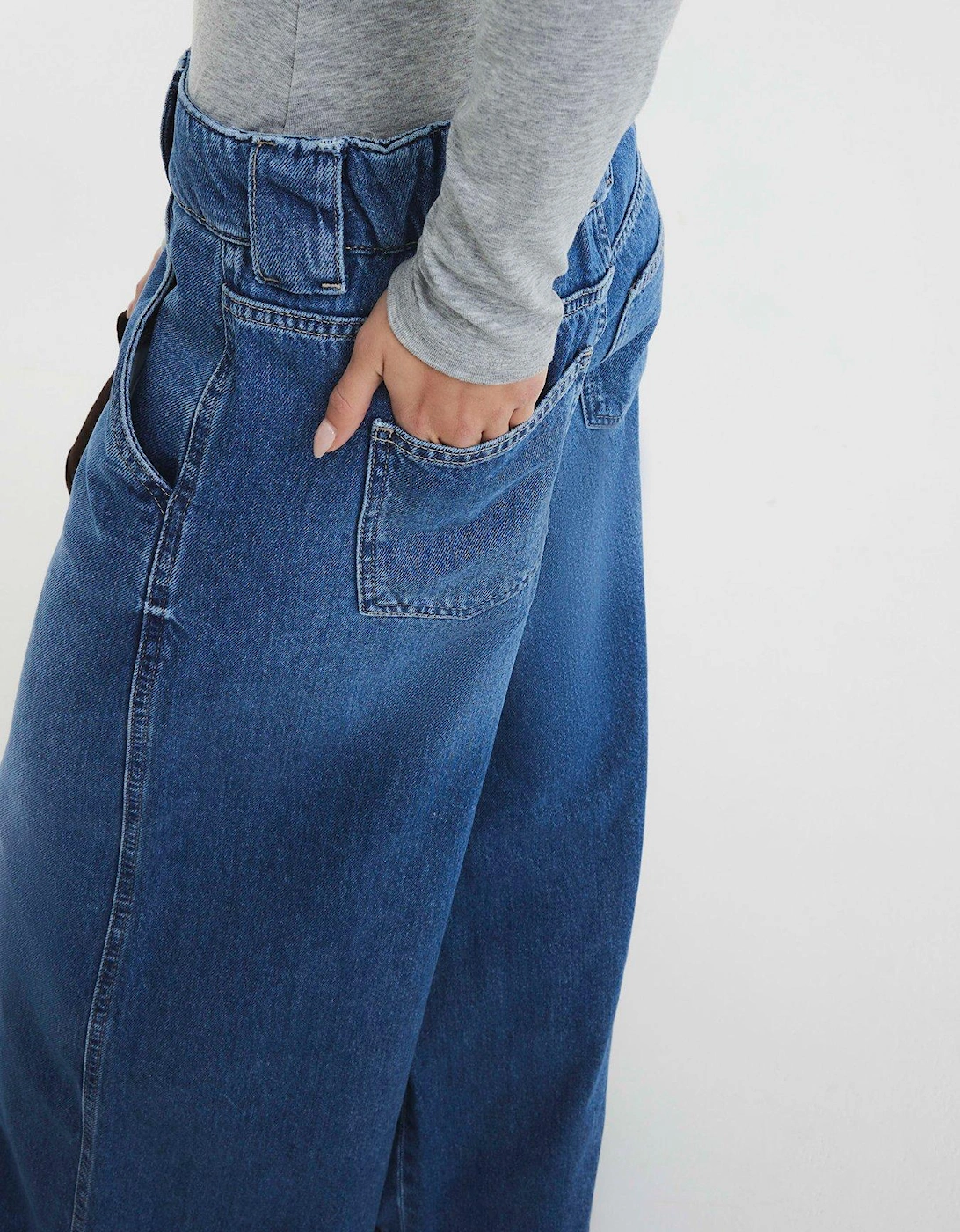 Petite Palazzo Wide Leg Jean - Medium Denim