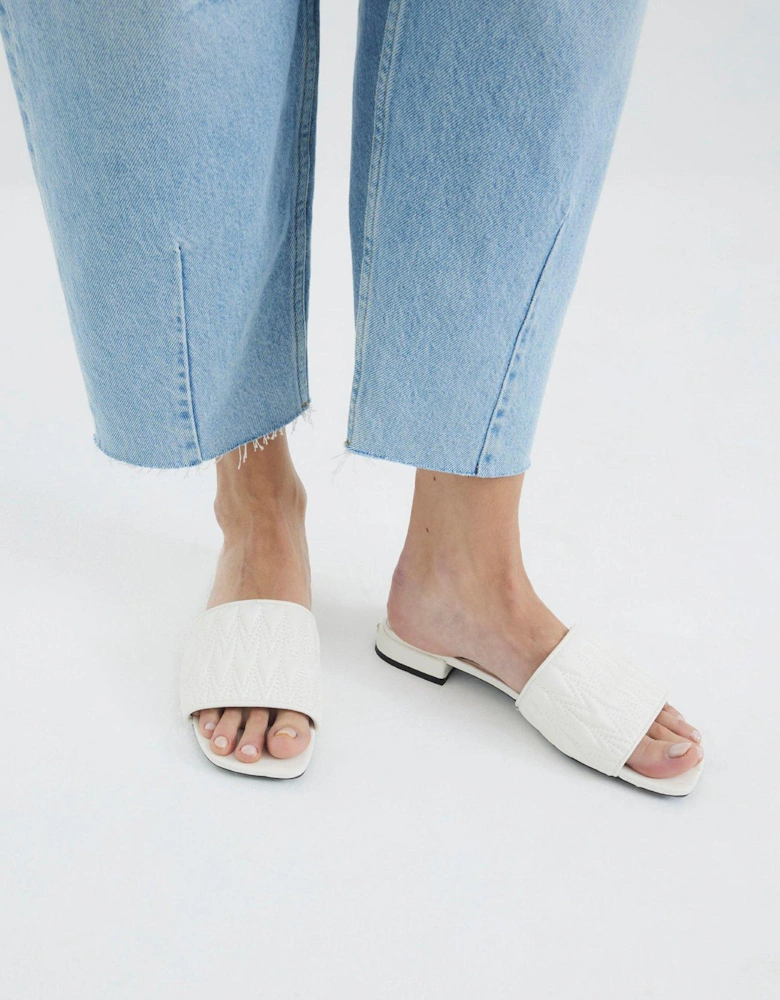 Textured Mule Flat Sandal - White