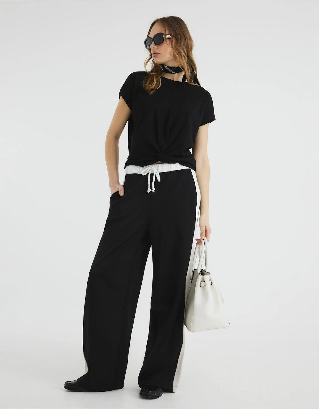 Twist Front Tee - Black