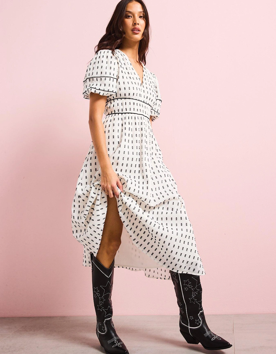 Ariana Dobby Midi Dress - White