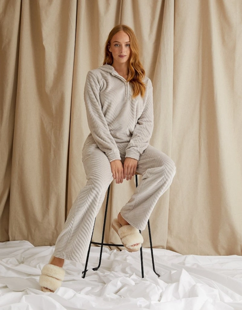 Cosy Chevron Lounge Suit in Almond