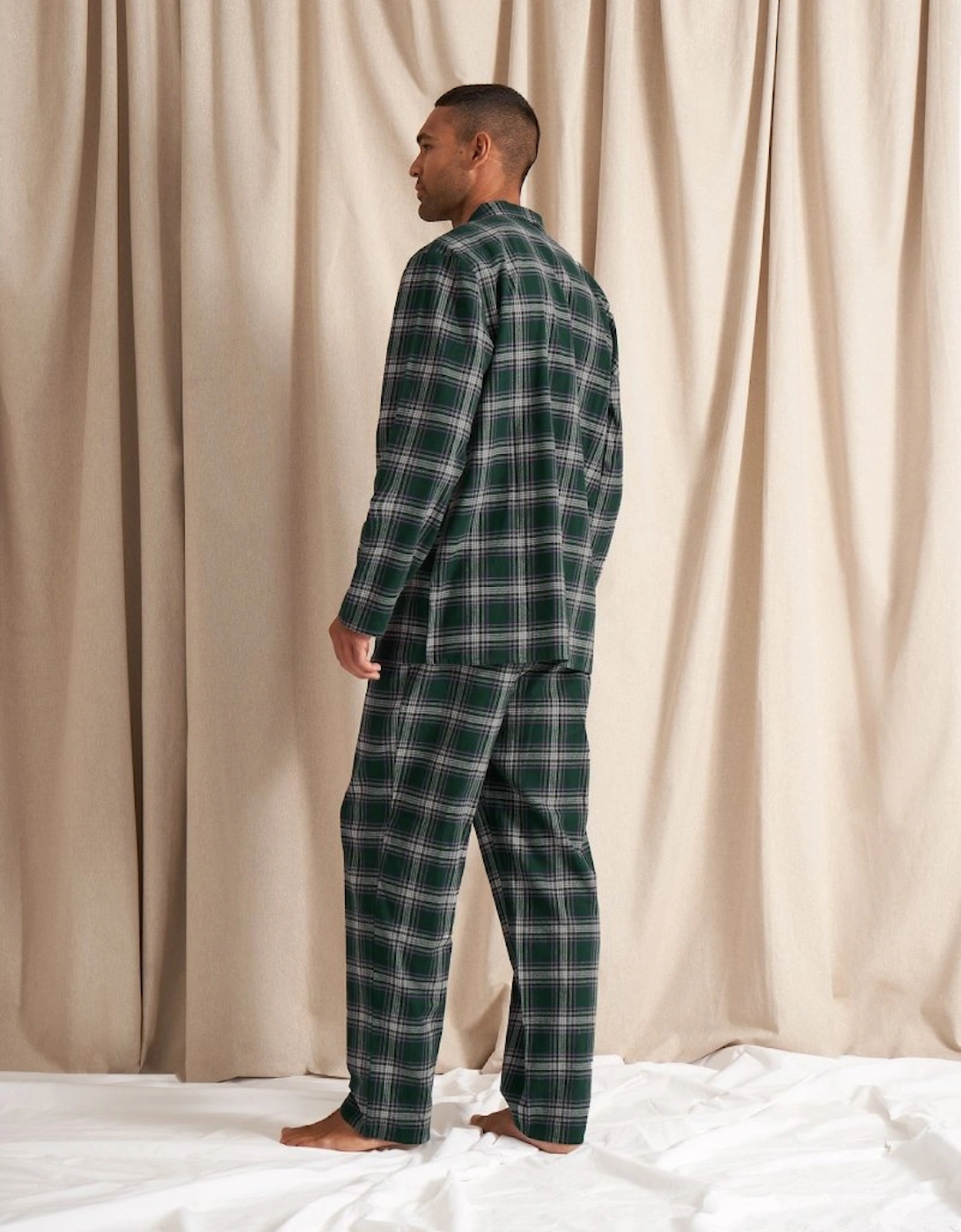 Plaid Pyjama Set in Green