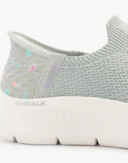 Thumbnail 3 of 6