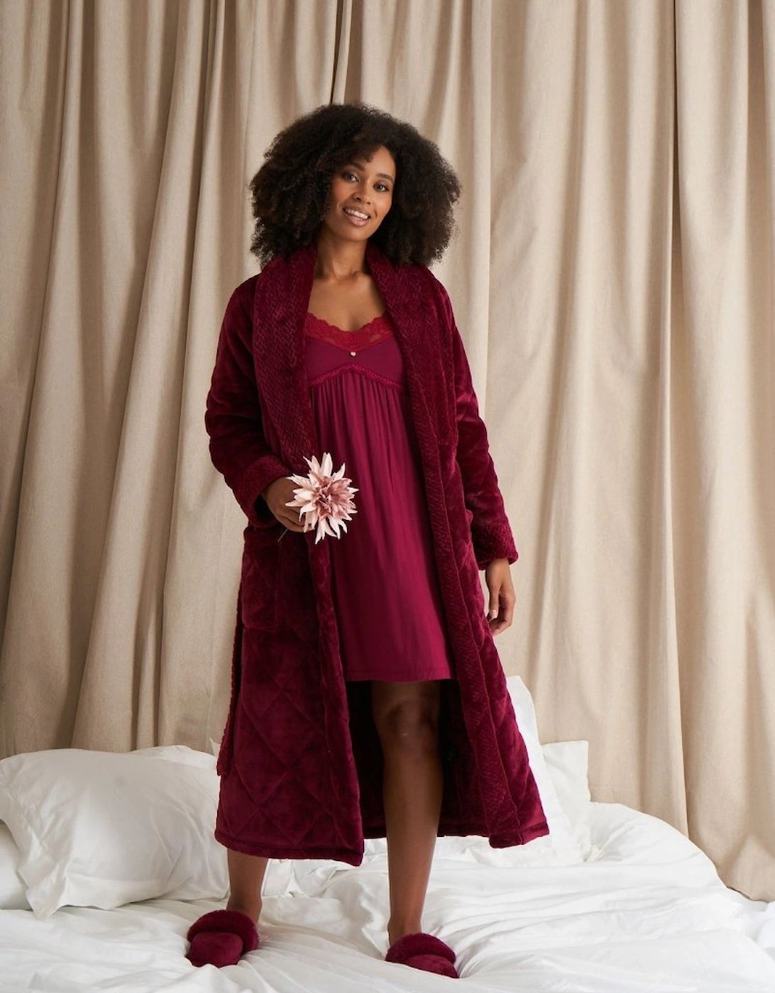 Quilted Velour Robe in Bordeaux