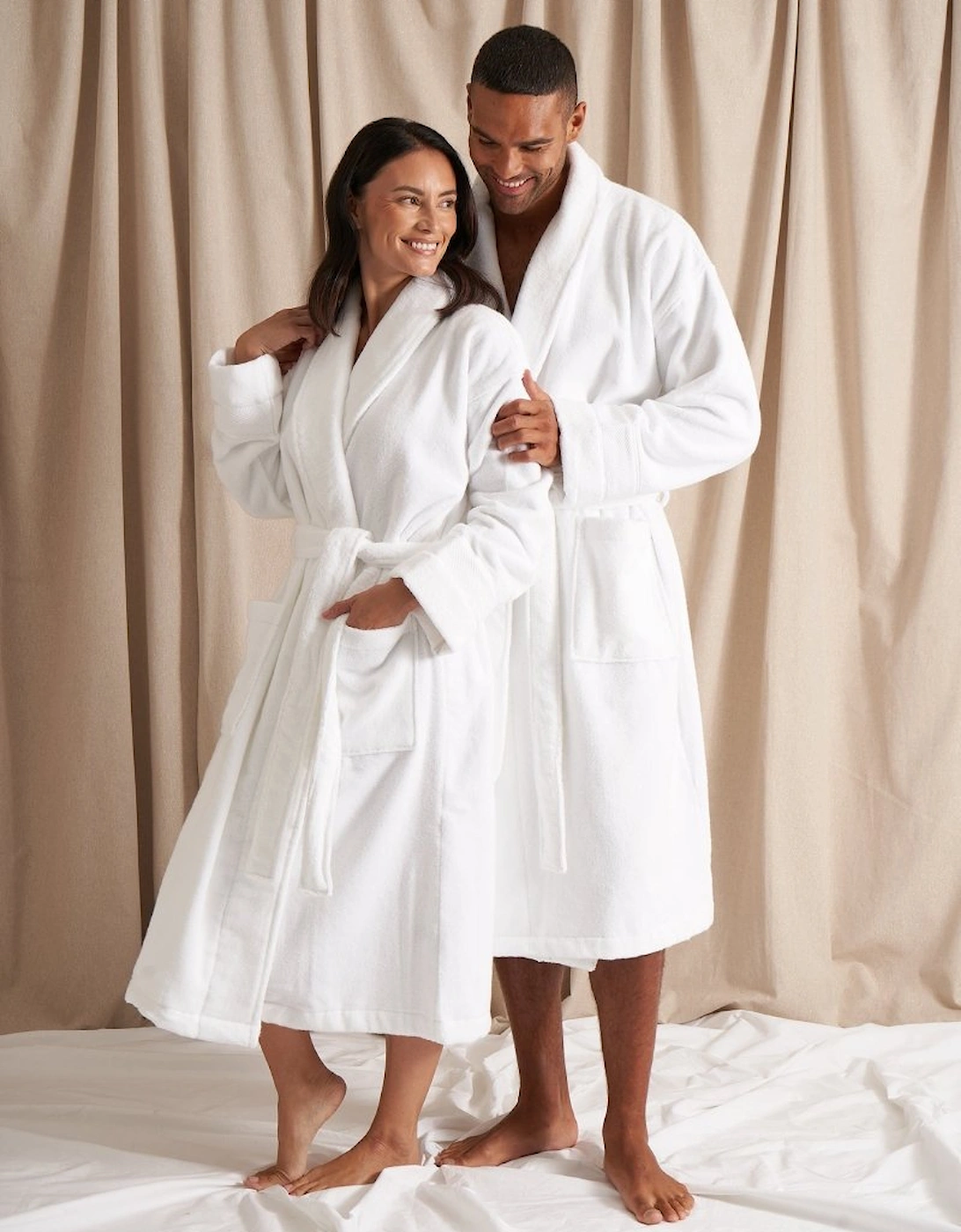 Bamboo Towelling Robe in Cloud White, 9 of 8