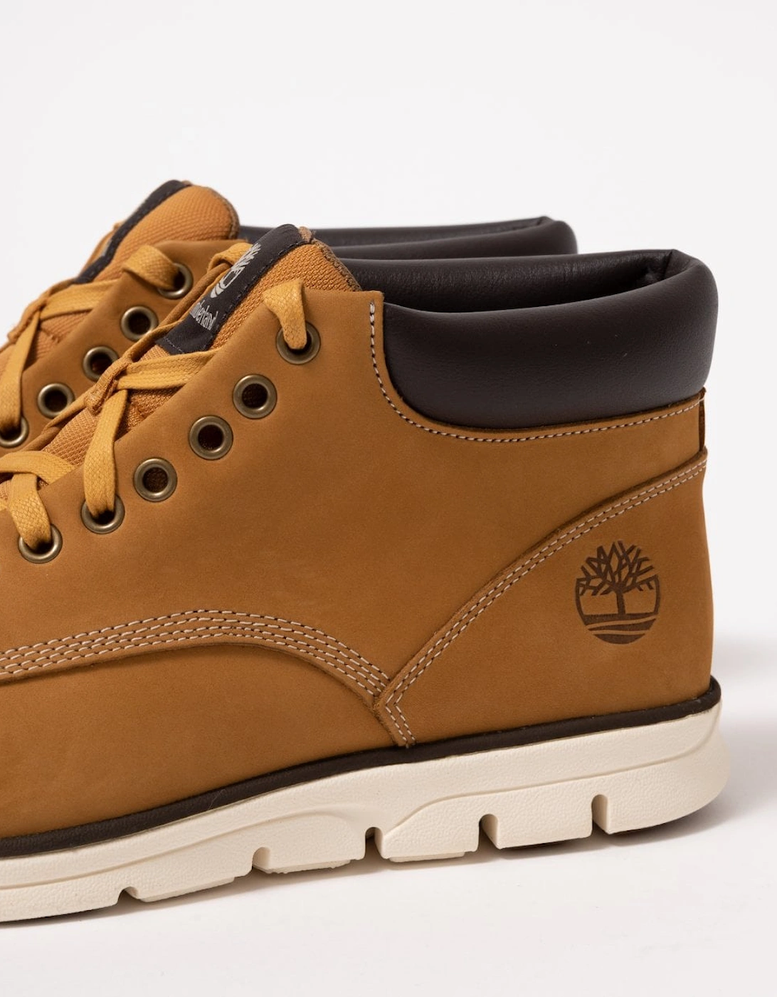 Bradstreet Leather Mens Chukka Boot