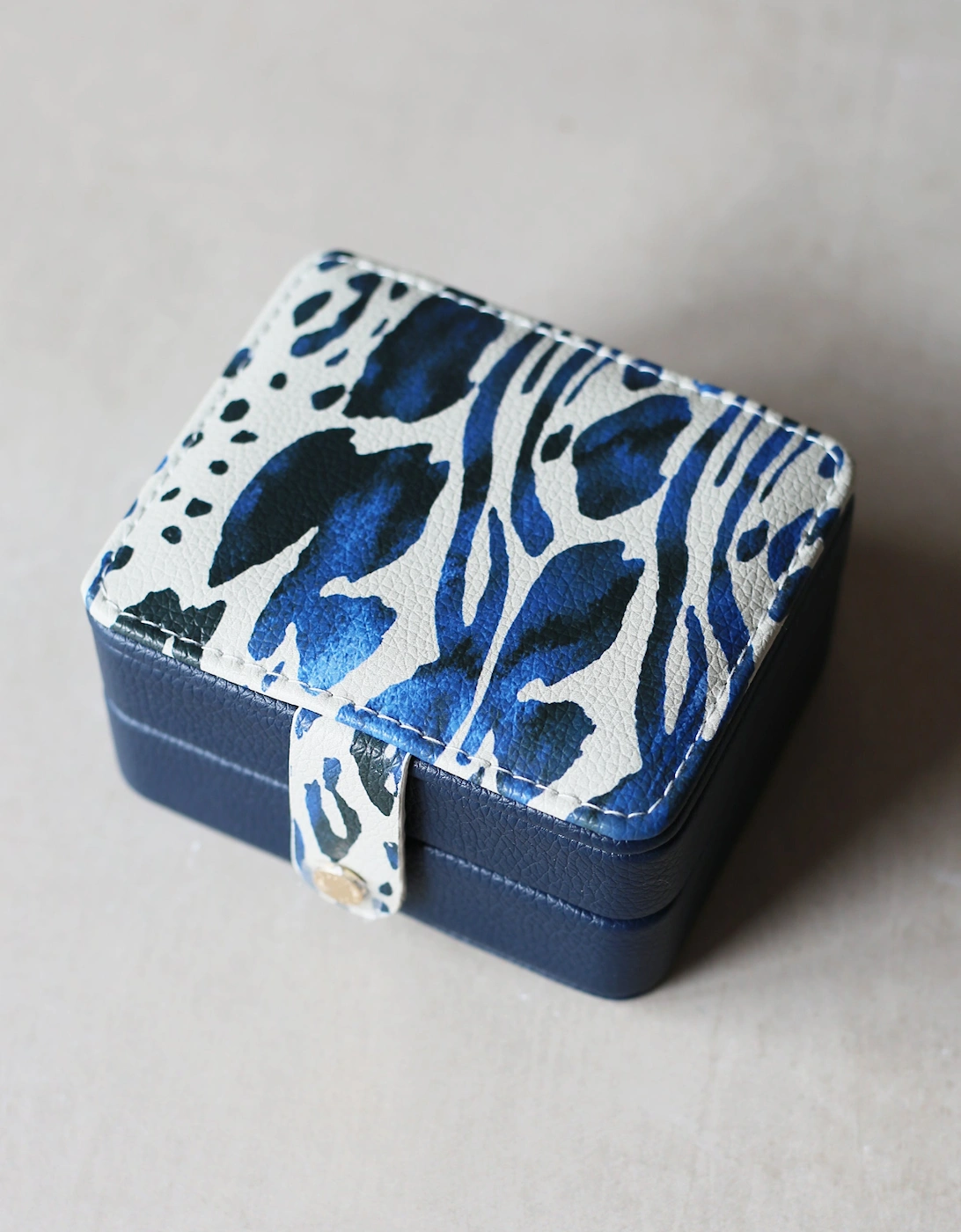 Praise Small Jewellery Box