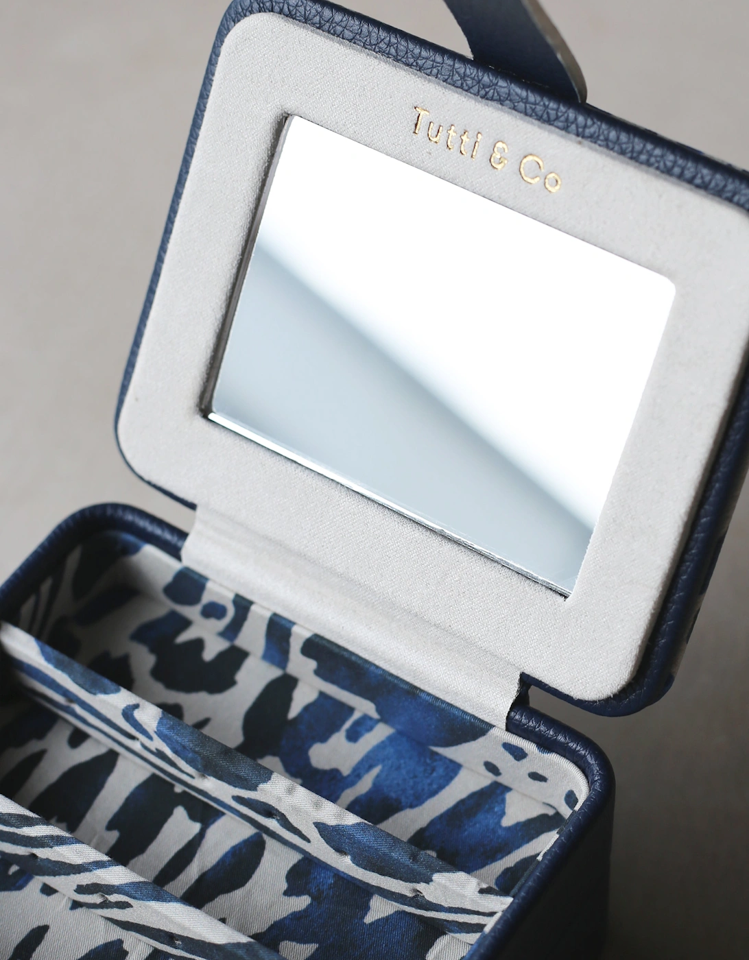 Praise Small Jewellery Box