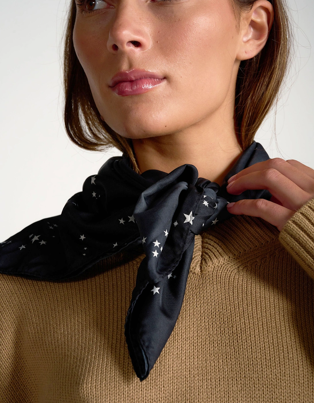 Destiny Scarf