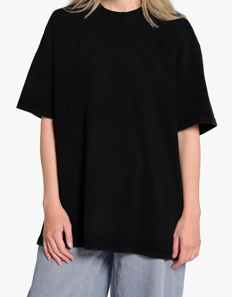 Black T-shirt