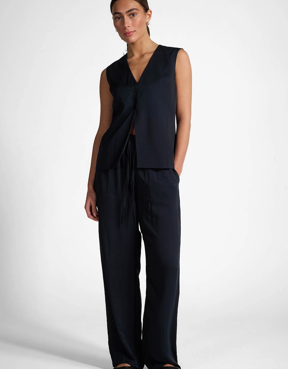 Tutti & Co Women's Black Navy Trousers - Size: 8/32In