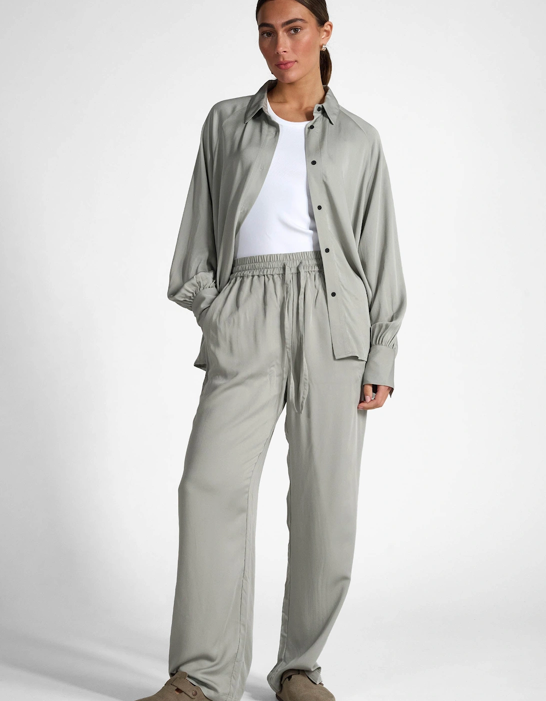 Tutti & Co Women's Grey Silver Trousers - Size: 8/32In