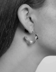 Thumbnail 4 of 6