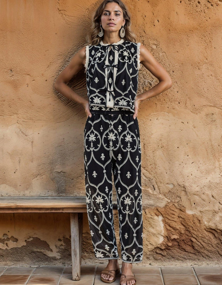 Canny Tie Front Sleeveless Shirt - Multi