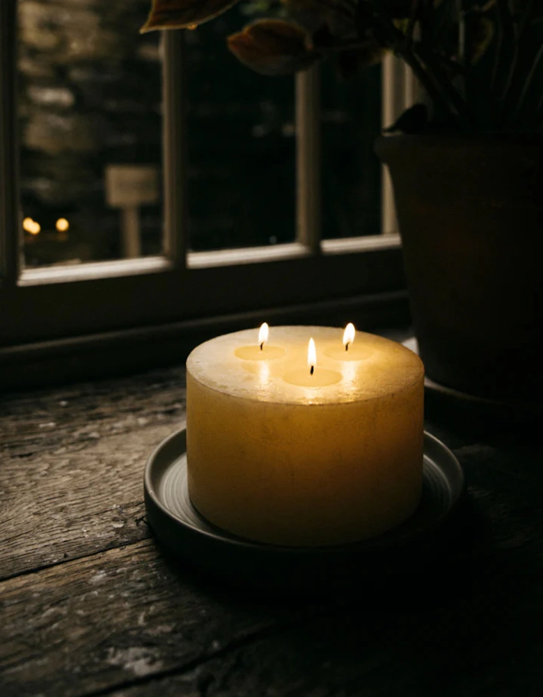 St Eval Bergamot & Nettle Scented Multiwick Candle