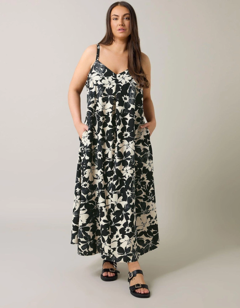 Linen Pleat Swing Dress