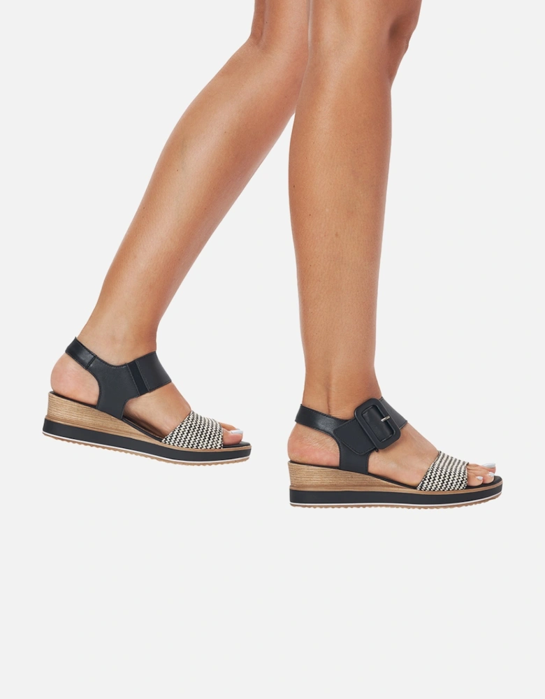 D6453-01 Women's Sandals Black/Cream
