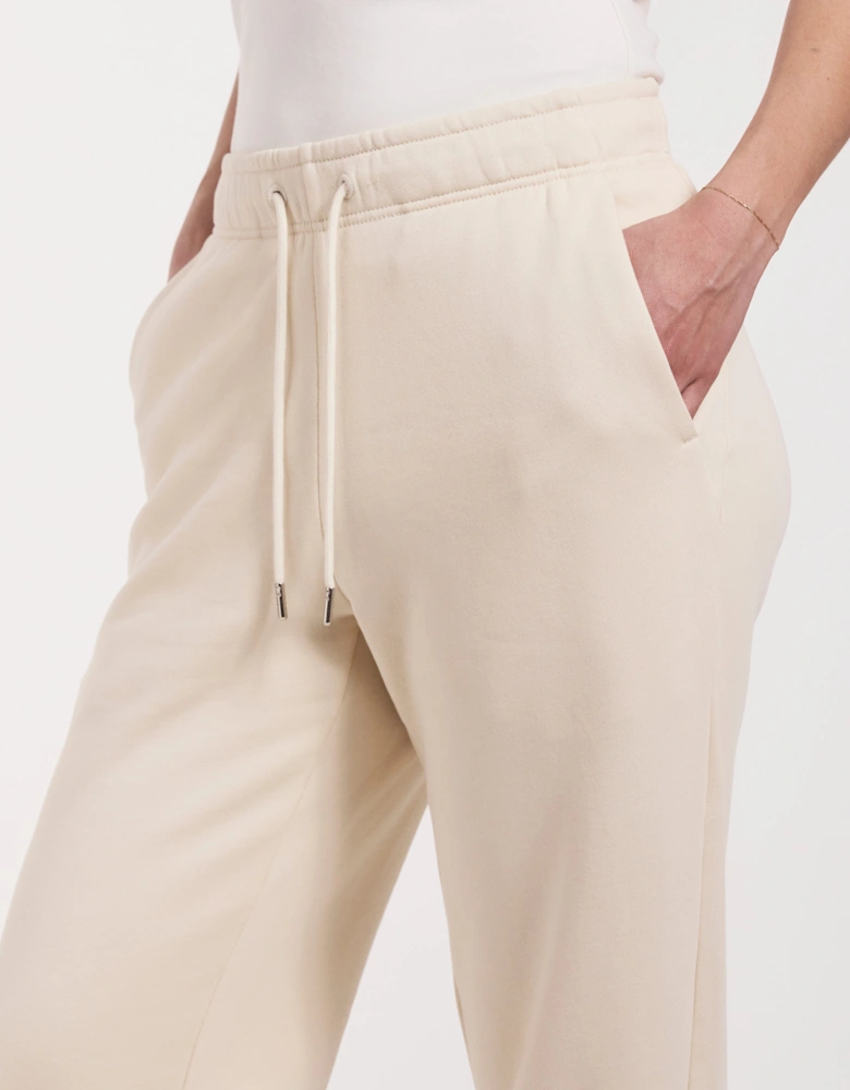 Signature Straight Leg Sweatpant in Cream