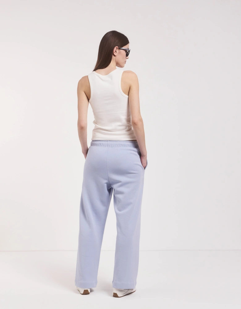 Signature Straight Leg Sweatpant in Sky