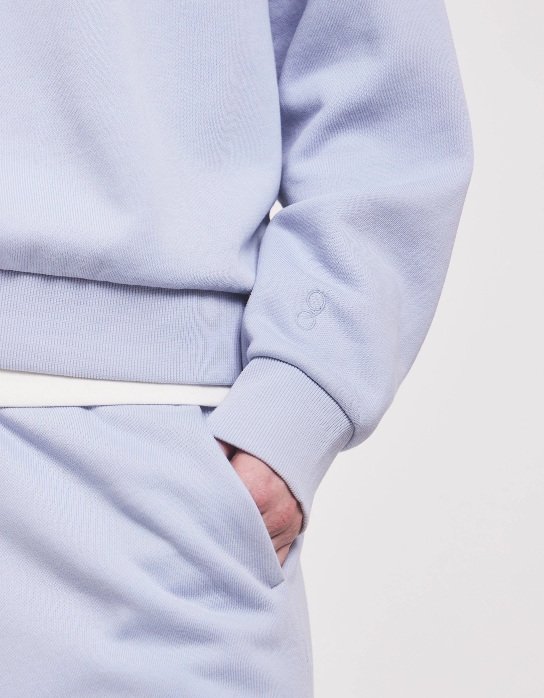 Signature Oversized Sweatshirt in Sky